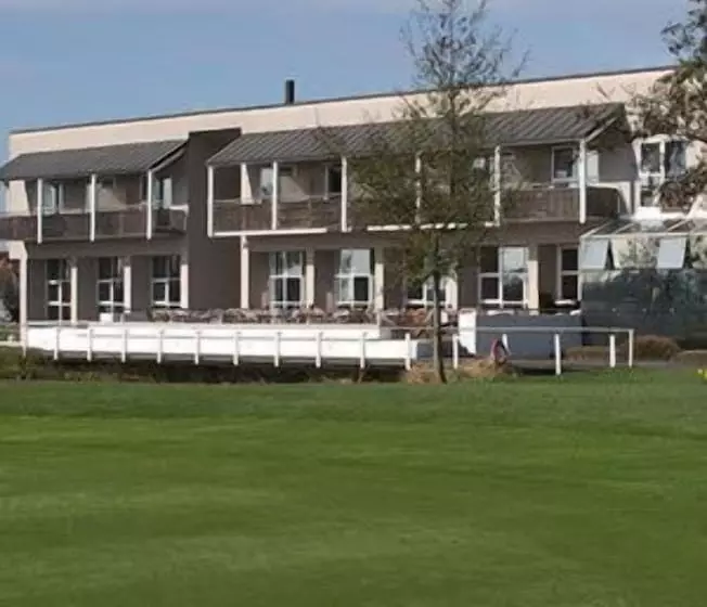 Golfhotel & Restaurant Lindenhof