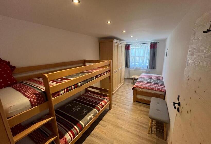 בית מלון כפרי Garni Kalkbrennerhof