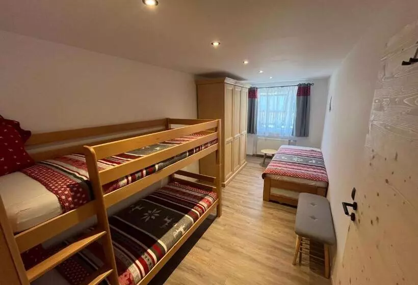 בית מלון כפרי Garni Kalkbrennerhof