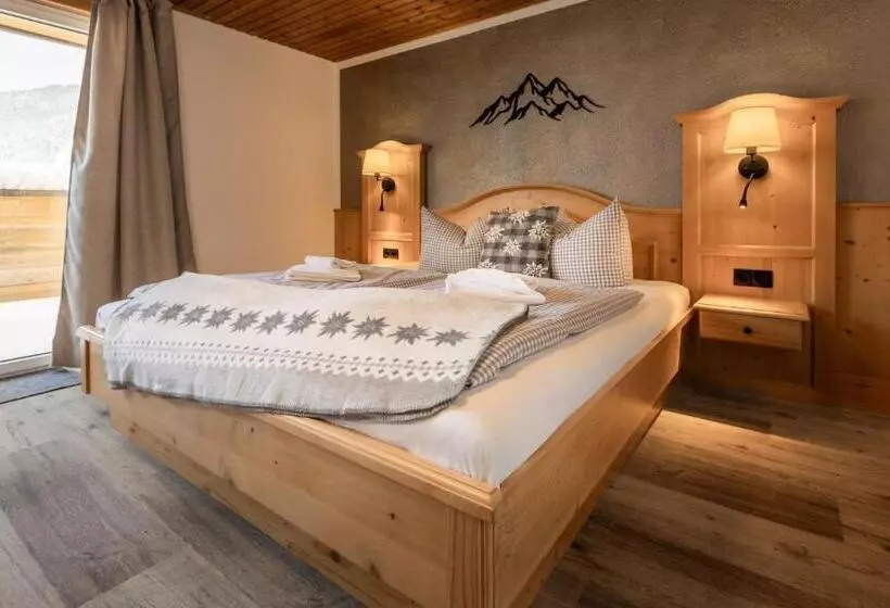 בית מלון כפרי Garni Kalkbrennerhof