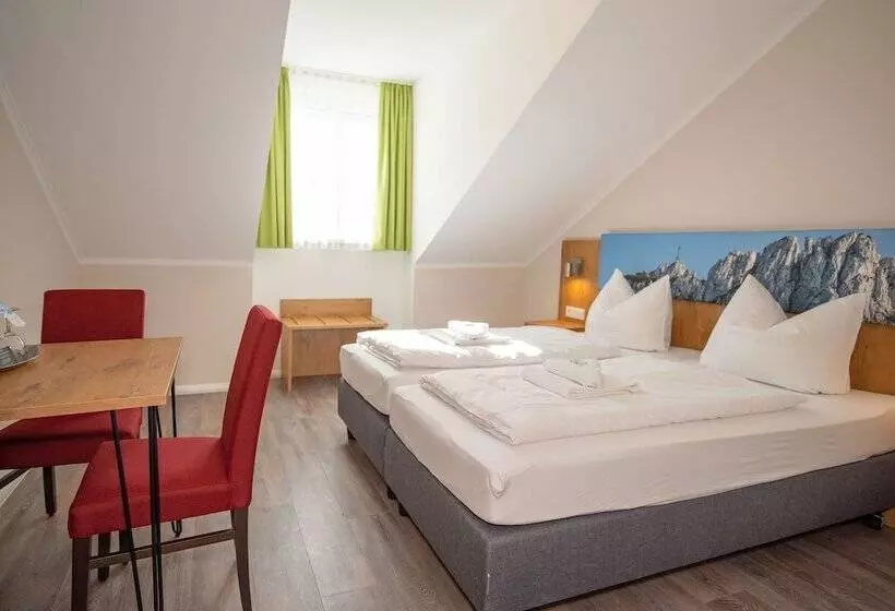 Отель Hohenaschau