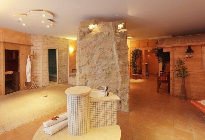 Land  Und Aktivhotel Altmühlaue