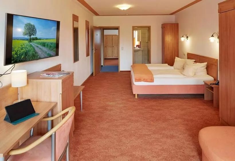 Land Und Aktivhotel Altmühlaue