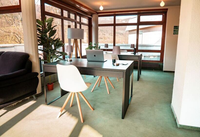 Otel Quellenhof Bad Urach