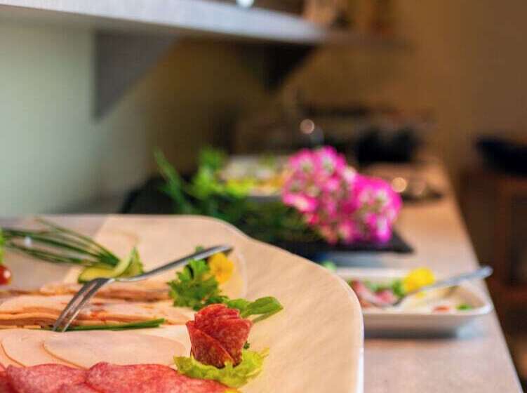 Otel Quellenhof Bad Urach