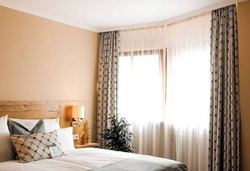 酒店 & Restaurant Zum Reussenstein