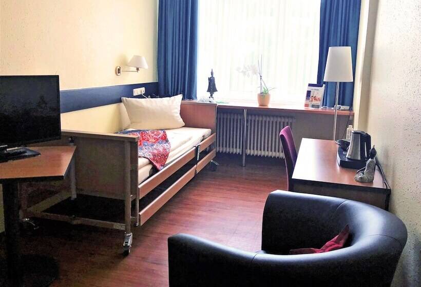 בית מלון כפרי Tomesa Fachklinik Und Gesundheitszentrum