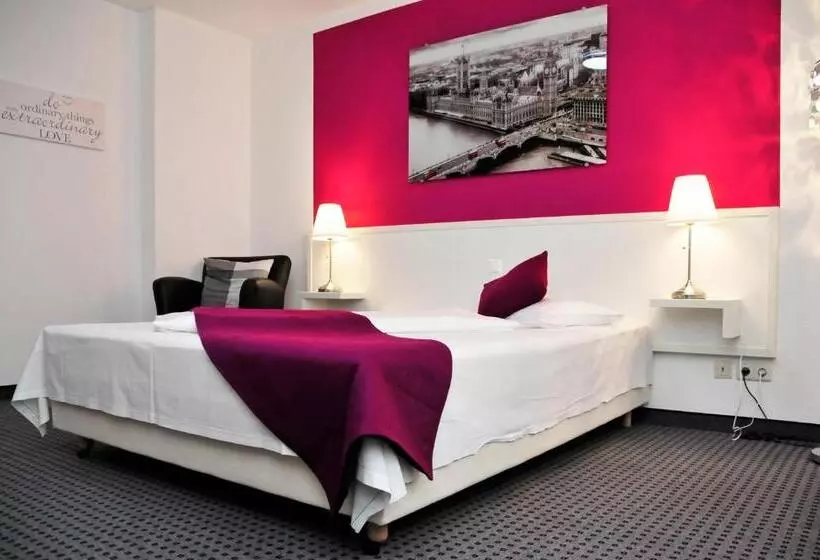 Отель Zum Brunnen