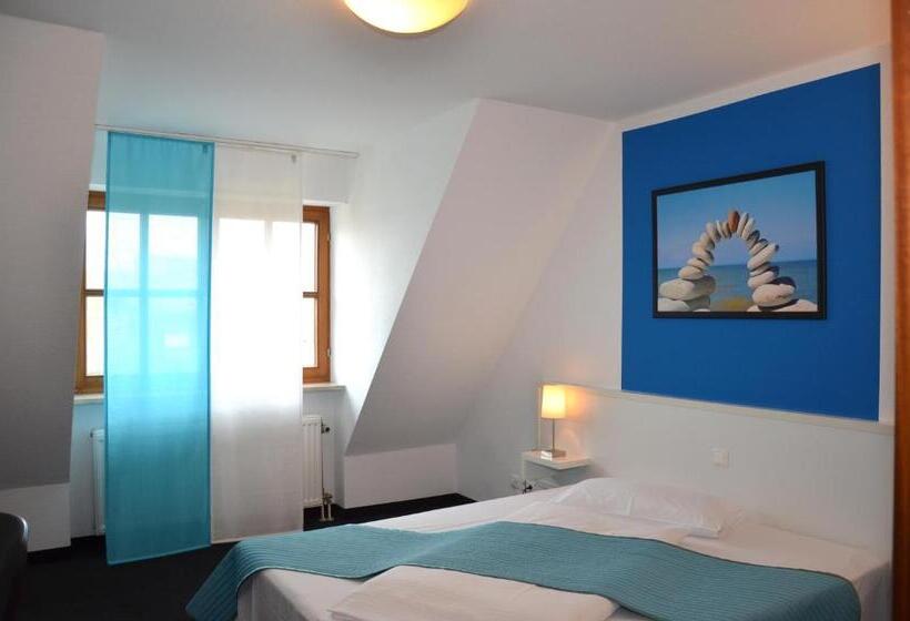 Отель Zum Brunnen