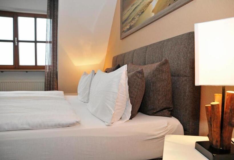 Отель Zum Brunnen