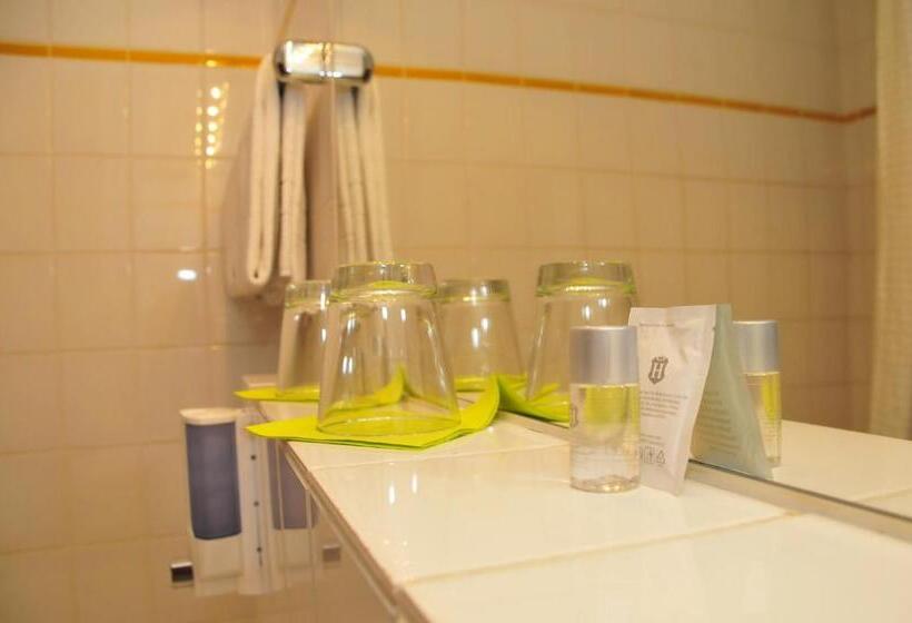 Отель Zum Brunnen