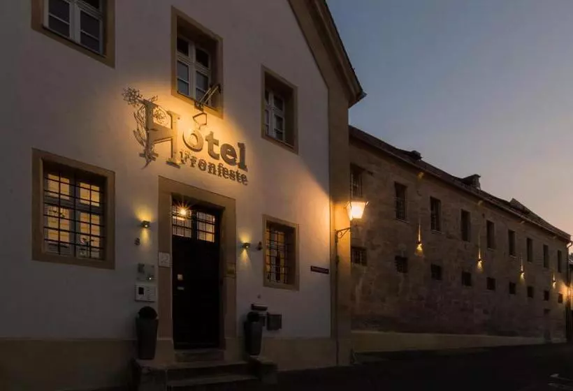 Knast Hotel Fronfeste