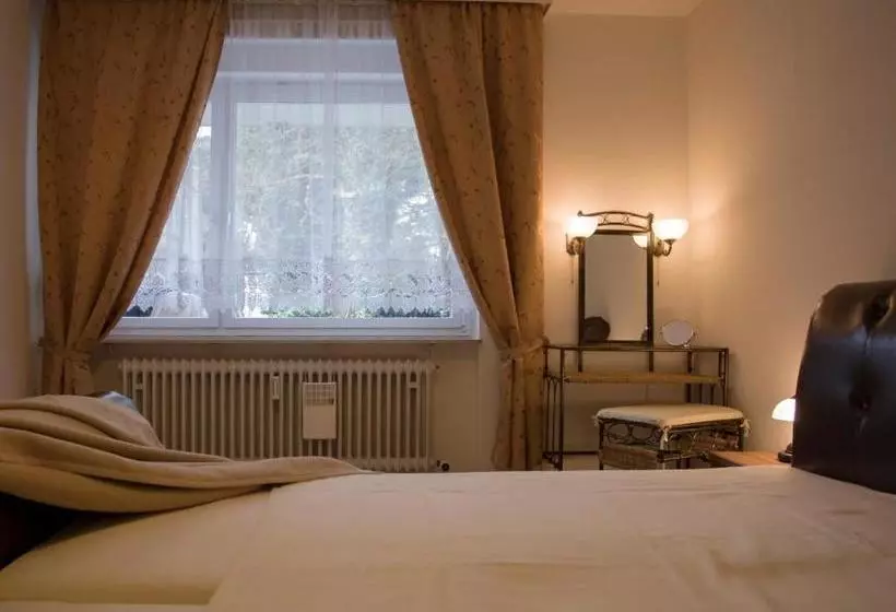 Maria Viktoria Apartment