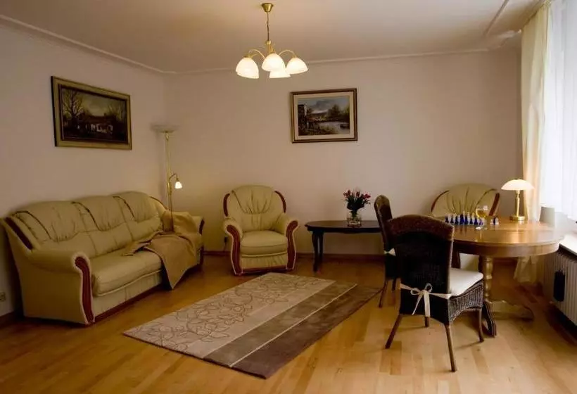 Maria Viktoria Apartment