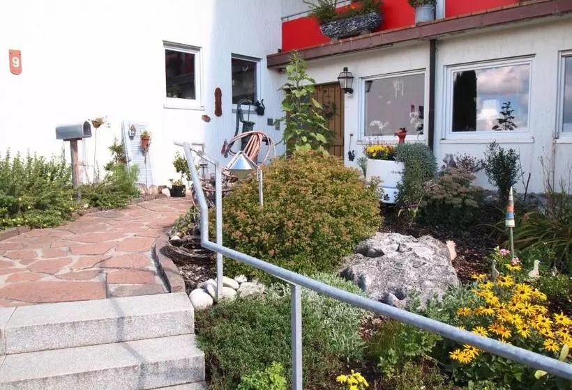 ペンション Gästehaus Hirlinger