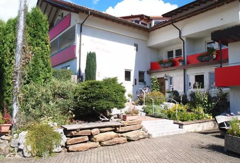 ペンション Gästehaus Hirlinger