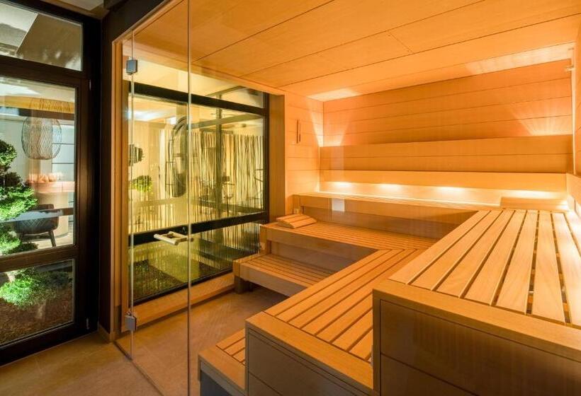 ペンション Zeller Hotel+restaurant