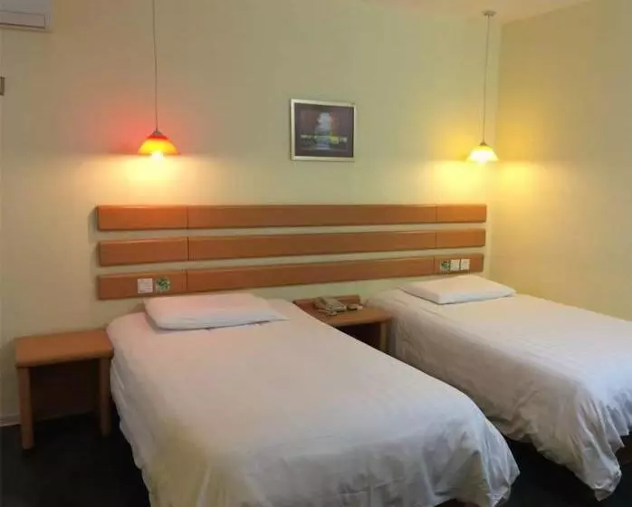 בית מלון כפרי Home Inn