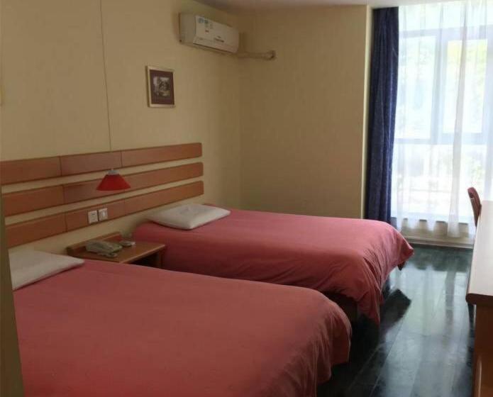 בית מלון כפרי Home Inn