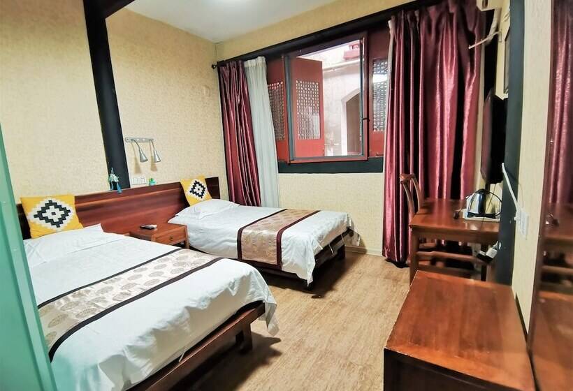 בית מלון כפרי Shaoxing Laotaimen Luxun Native Place Youth Hostel