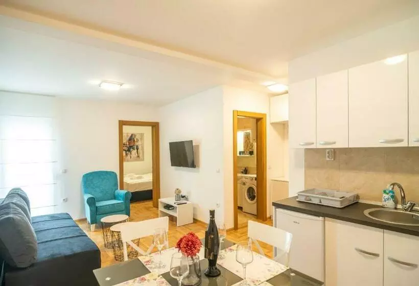 Apartmani Central 7 & Free Parking