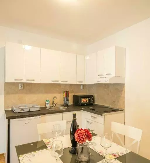Apartmani Central 7 & Free Parking