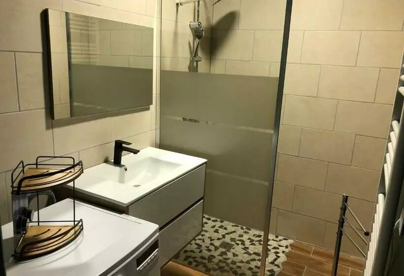 Appartement 12 Couchages Proche Piste Ski Et De Randonnées Du Lioran