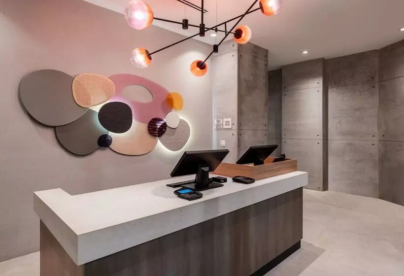 هتل Atwell Suites Miami Brickell By Ihg