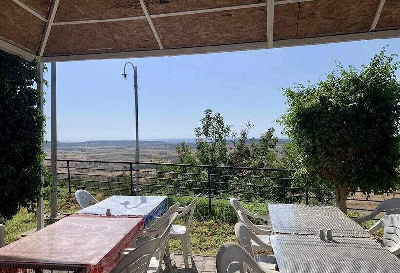 هتل Celebi Garden