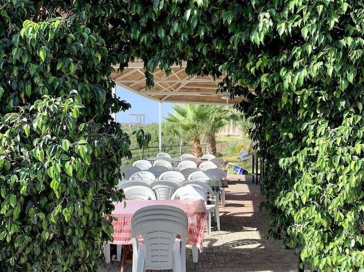 هتل Celebi Garden