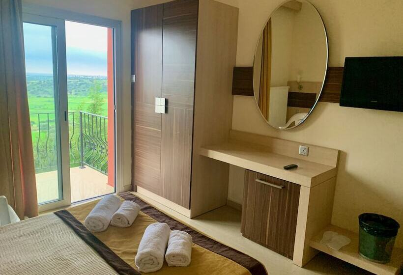 هتل Celebi Garden