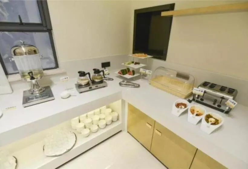 هتل City Comfort Inn Hefei Feidong Yuzhou Central Square