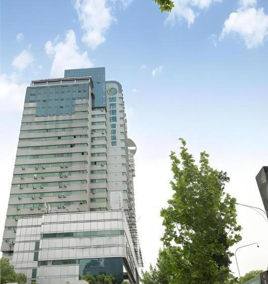 酒店 City Comfort Inn Wuhan Dream Times Baotong Temple Metro Station