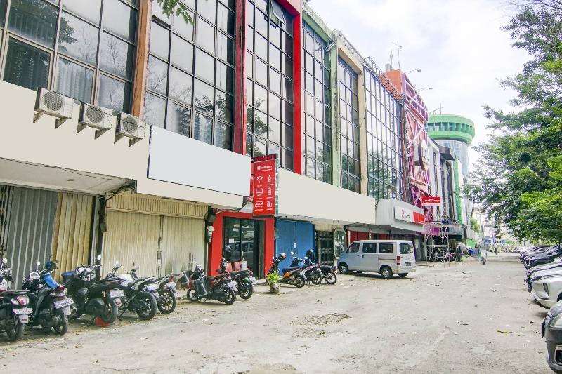 Hotel Cosmo Harmoni By Oyo Rooms