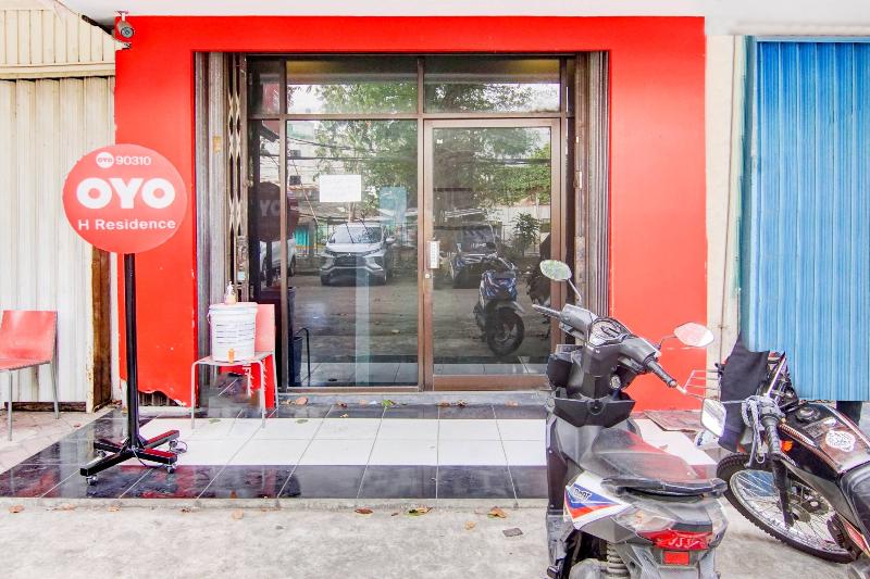 Hotel Cosmo Harmoni By Oyo Rooms