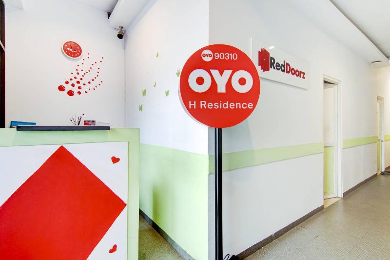 Hotel Cosmo Harmoni By Oyo Rooms