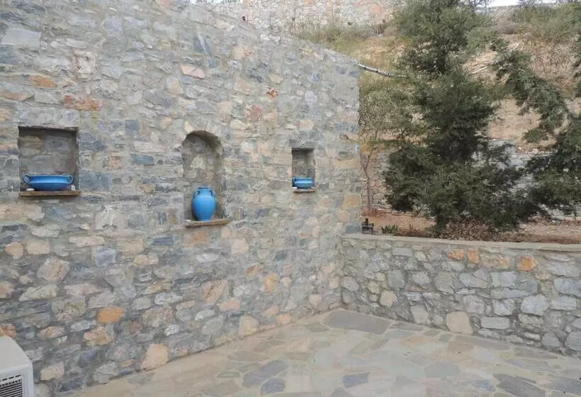 ホテル Filoxenia By Grispos Villas