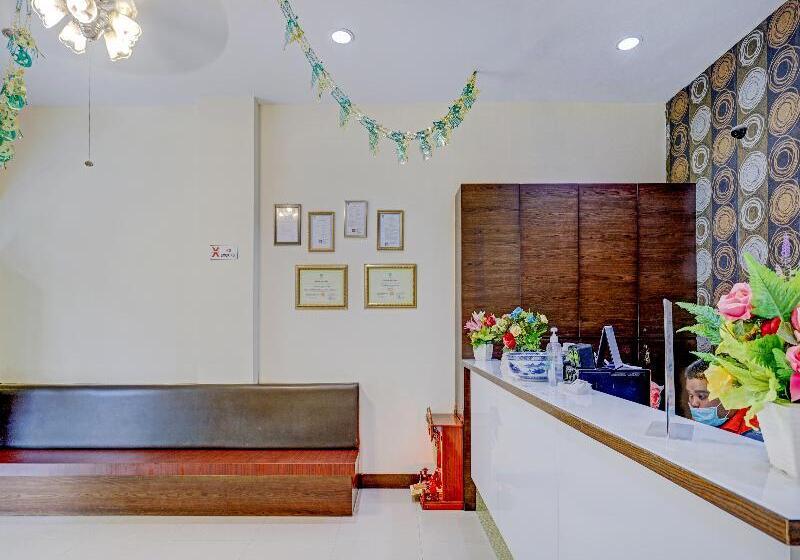 فندق Five Star 2 By Oyo Rooms