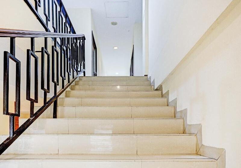 فندق Five Star 2 By Oyo Rooms