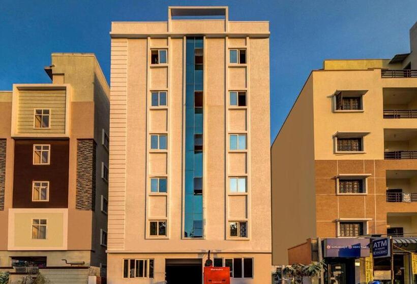 ホテル O Jv Colony Near Gachibowli