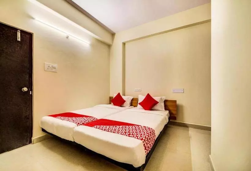 ホテル O Jv Colony Near Gachibowli