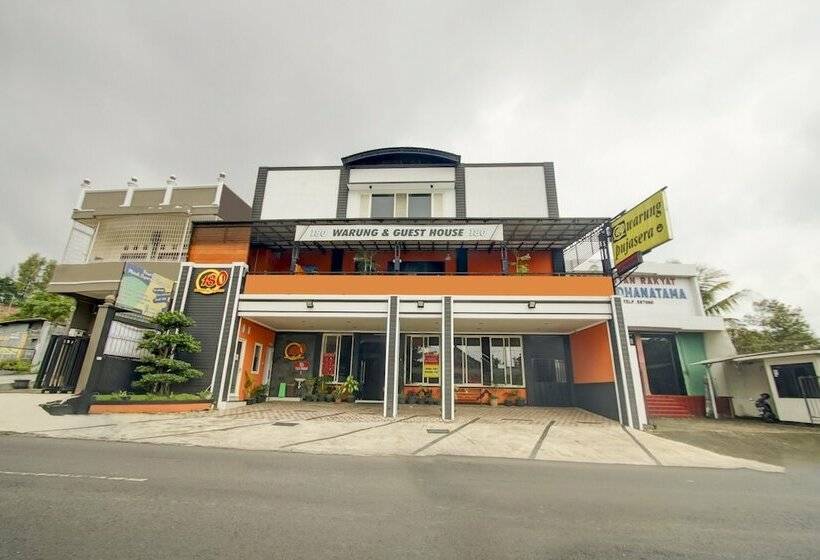 Hotel Super Capital O 90151 Guest House 180