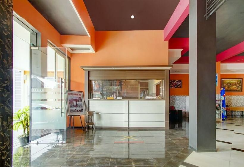 Hotel Super Capital O 90151 Guest House 180