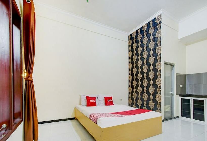 Hotel Super Capital O 90151 Guest House 180