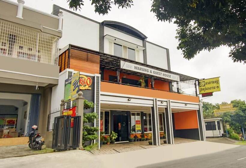 Hotel Super Capital O 90151 Guest House 180