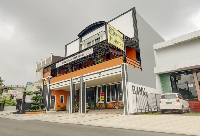 Hotel Super Capital O 90151 Guest House 180