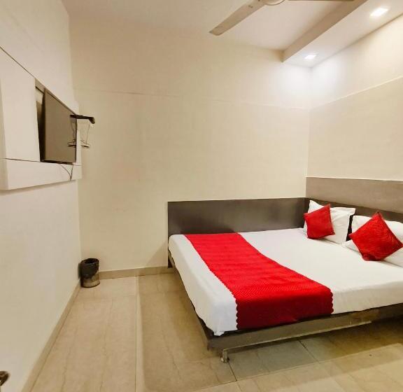 Hotel Hare Krishna Main Bazar