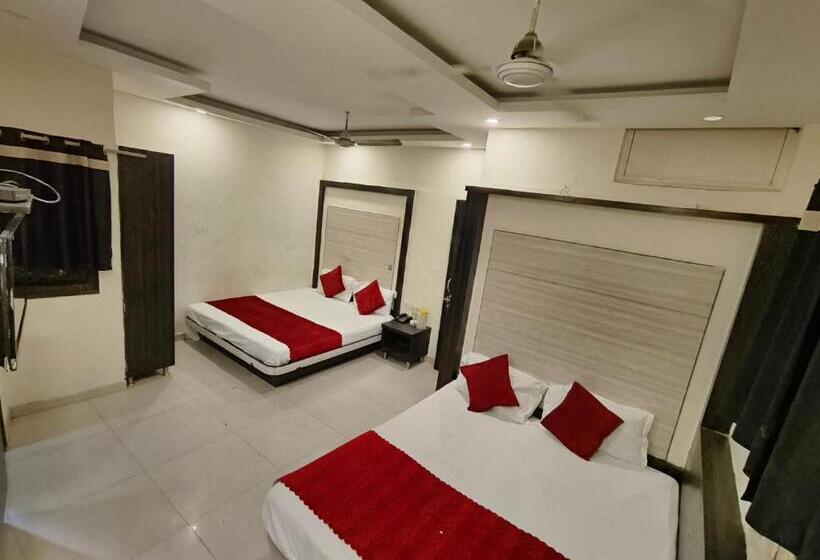 Hotel Hare Krishna Main Bazar