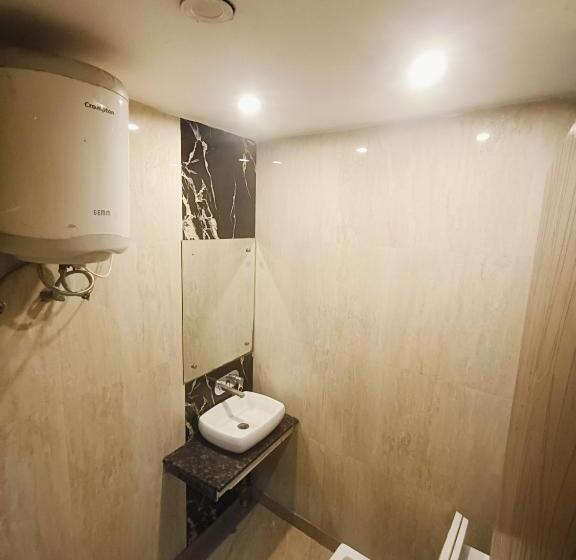 Hotel Hare Krishna Main Bazar