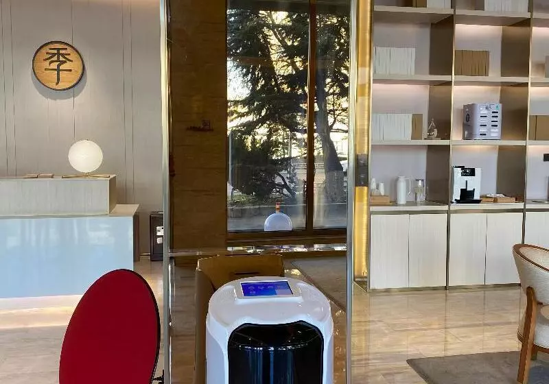 هتل Ji  Dalian Airport